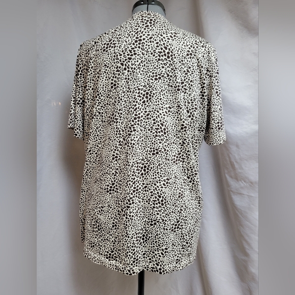 Cheeta Print Tee Shirt - Picture 4 of 6